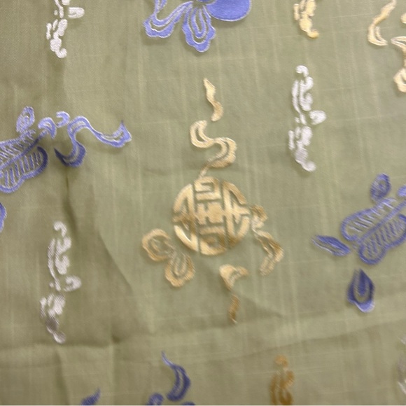 Asian design scarf - Picture 1 of 4